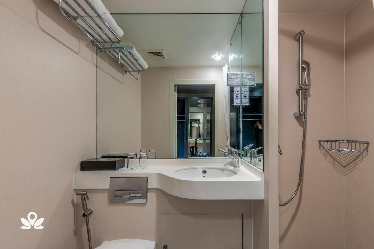 Zen Premium Magallanes Makati Makati City Esterno foto